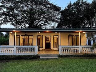 Verandah Aanchal @Madh 2Bhk Villa With Common Pool Vacation rental in Mumbai