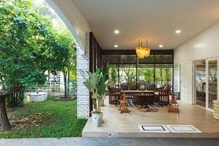 Best location, best design old city Arak 9 Villa Villa in Chiang Mai