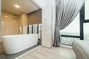 Mosaic Midvalley Oceanblue Nest 3BR w Bathtub Vacation rental in Johor Bahru