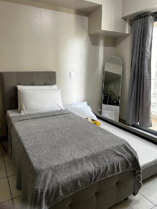 Staycation Casa 22 at Suntrust Asmara Apartment in Manila City