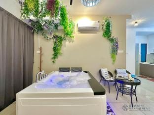 Atlantis Melaka·1Br4Pax· Private Jacuzzi/PoolView Vacation rental in Malacca