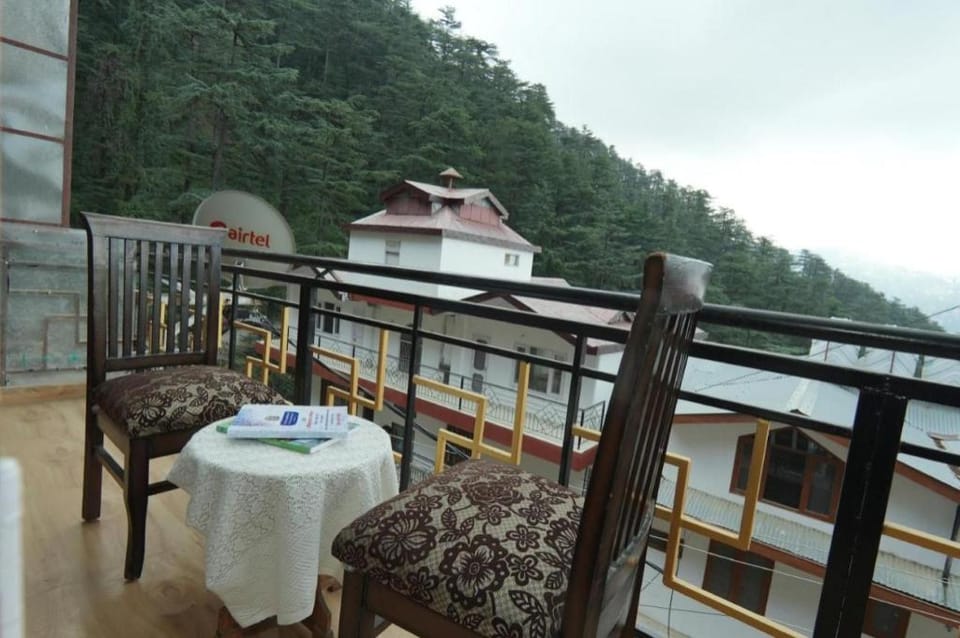 Goroomgo Shree Shimla Stay Hotel in Himachal Pradesh