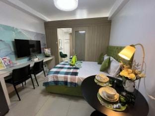 Near Moa and SMX 2Beds Good for 4 Shore 1 Tower D Apartment in Pasay