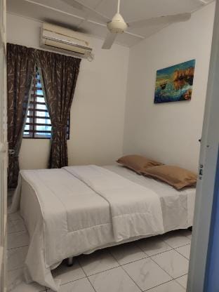 Aurora Urban Retreats Homestay PK002 Vacation rental in Perak