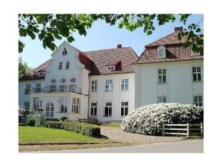 Schloss Badow Comfortable holiday residence Vacation rental in Schleswig-Holstein