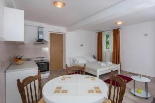 Apartments Anka- Studio Apartment with Balcony Apartment in Dubrovnik-Neretva County