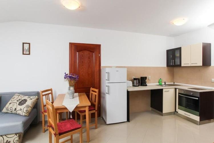 Apartment Ana Lopud with balcony Apartment in Lopud