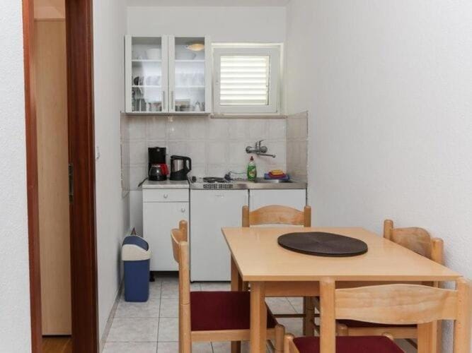 Villa Celenca - Two Bedroom Apartment with Balcony and Sea View - A3 Apartment in Dubrovnik-Neretva County