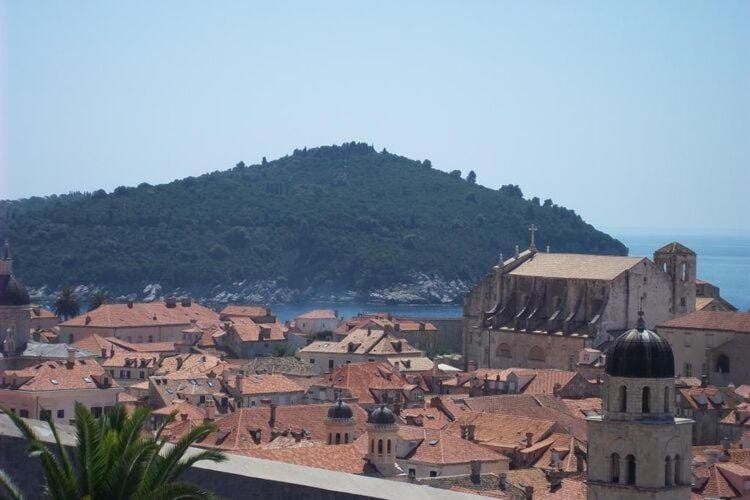 Apartment Sunshine - Two Bedroom Apartment with Sea View Apartment in Dubrovnik