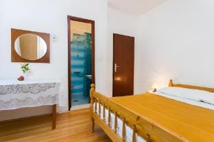 Guest House Simunovic - Double Room No3 Apartment in Dubrovnik-Neretva County