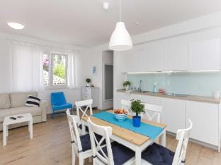 Apartments Villa Karmen - Two-Bedroom Apartment with Balcony and Sea View Luci Apartment in Dubrovnik