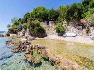 Apartments Dalmatin Zuljana - Studio Apartment 1 Apartment in Dubrovnik-Neretva County