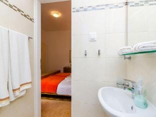 Rooms Batina- Standard Double Room-2 Apartment in Dubrovnik