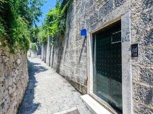 Apartments Paula - Studio Apartment with Terrace and Sea View Apartment in Dubrovnik