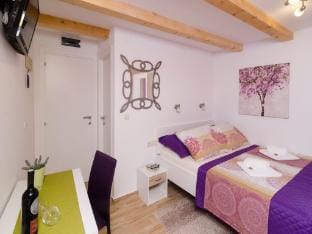 Lavender Garden Apartments - Studio Apartment Ground floor - APT 1 Apartment in Dubrovnik