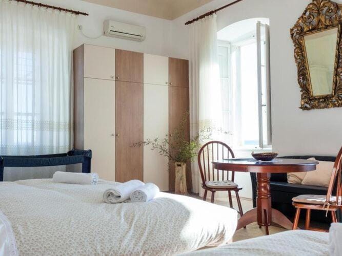 Villa Iveta - Two-Bedroom Apartment with Terrace and Sea View Niksa Apartment in Dubrovnik