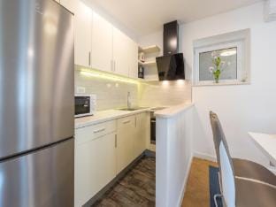 Apartments Lucija - Two Bedroom Apartment with Balcony and Sea View Apartment in Dubrovnik