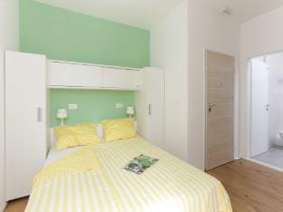 Apartments Villa Karmen - One-Bedroom Apartment with Terrace Olive Apartment in Dubrovnik