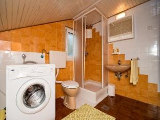 Apartment Srd - Two-Bedroom Apartment with Balcony and Sea View Apartment in Dubrovnik