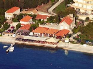 Apartments Lotea - Two-Bedroom Apartment with Terrace Apartment in Cavtat