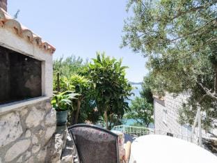 Guest House Daniela - Double Room with Terrace and Sea View - SOBA 8 Apartment in Mlini