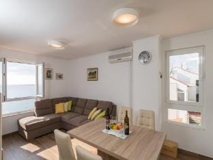 Apartment Gigi - Two Bedroom Apartment with Terrace and Sea View Apartment in Dubrovnik