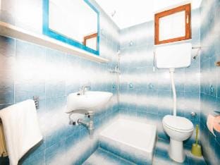 Guest House Rooms Rose - Romantic Double Room with Balcony and Sea View No.1 Apartment in Dubrovnik-Neretva County