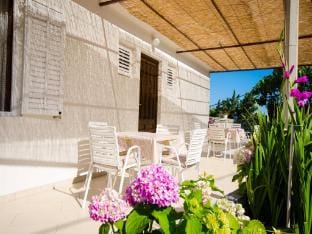 Guest House Rooms Rose - Romantic Double Room with Balcony and Sea View No.1 Apartment in Dubrovnik-Neretva County