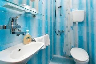 Guest House Simunovic - Double Room No2 Apartment in Dubrovnik-Neretva County