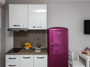 Villa Mirjana - Standard Studio Apartment with Terrace and Sea View Lavanda Apartment in Mlini