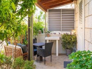 Apartments and Room Frane - Double Room Apartment in Dubrovnik