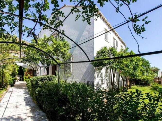 Apartment Blue  Green -  Two-Bedroom Apartment with Terrace and Garden View Apartment in Dubrovnik