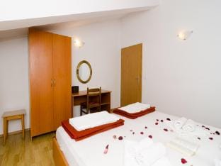Apartments Senjo - One Bedroom Apartment with Balcony and Side Sea View Apartman 6 Apartment in Cavtat