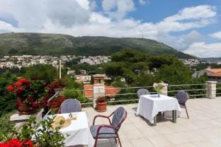 Guest House Raguz - Double Room - 5 Apartment in Dubrovnik
