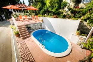 Guest House Villa Nina- Superior Double or Twin Room with Balcony and Sea View S4 - mala Apartment in Mlini