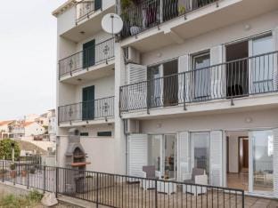 Apartment Manuela - One-Bedroom Apartment with Balcony and Sea View Apartment in Cavtat