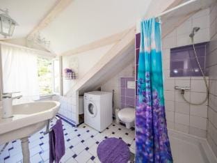 Guest House Gugily - Three Bedroom Apartment with City and Sea View Apartment in Dubrovnik