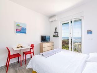 Apartments Villa Lukas - No.3 Studio Apartment with Balcony and Sea View Apartment in Cavtat