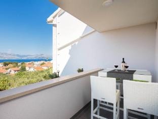 Apartment Lana - Superior Two-Bedroom Apartment with Terrace A1 ST Apartment in Split-Dalmatia County