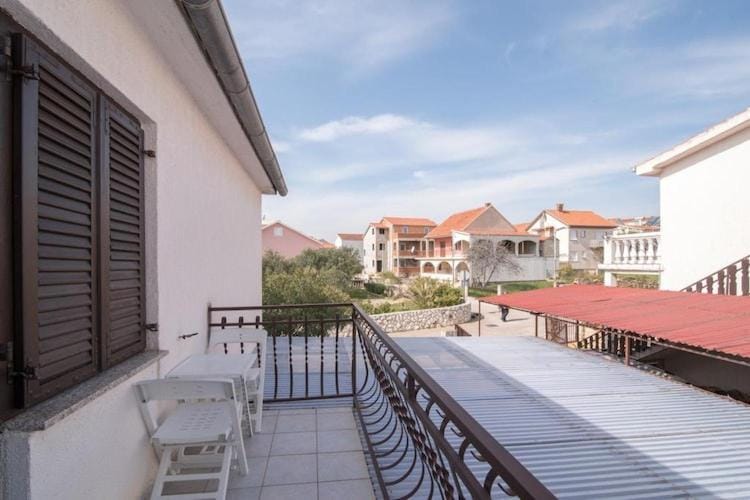 Apartments Fidelis - Two Bedroom Apartment with Terrace and Garden View7 Apartment in Okrug Gornji