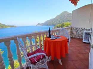 Apartment near Sea beach in Sobra Apartment in Dubrovnik-Neretva County