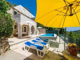 House Kocan-Four Bedroom Villa with Terrace and Swimming Pool Vacation rental in Dubrovnik-Neretva County