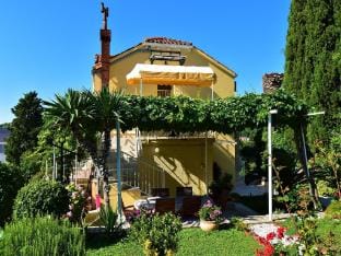 Guest House Kanjuo - Double Room with Terrace and Garden View Apartment in Srebreno