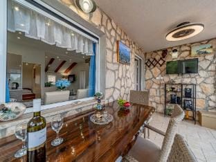 Stone House Blaca - Two Bedroom Stone House with Terrace and Sea View Vacation rental in Dubrovnik-Neretva County
