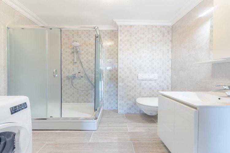 Apartments Fidelis - One Bedroom Apartment with Terrace and Garden View4 Apartment in Okrug Gornji