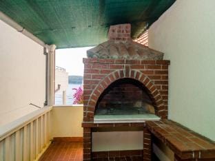Apartments Rasica Molunat - Triple Room Sea View Apartment in Dubrovnik-Neretva County