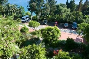 Guest House Villa Nina- Superior Triple Room with Balcony and Sea View S2 - plava Apartment in Mlini