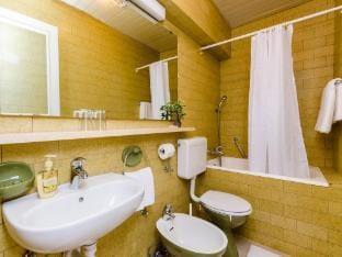 Guest House Villa Nina- Two Bedroom Apartment  with  Terrace and Sea View Apt67 Apartment in Mlini