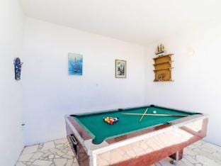 Apartments Knego - Two Bedroom Apartment with Balcony and Sea View Apartment in Mlini