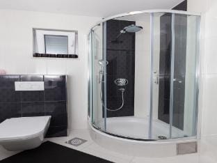 Apartments Villa Enzian - Comfort Two Bedroom Apartment with Balcony and Sea View Apartment in Mlini